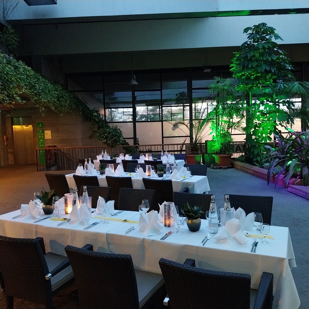 Tagungsraum der DATAKONTEXT Arbeitsgemeinschaft im Dorint Hotel Potsdam